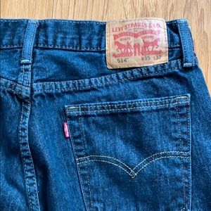 Levi’s 514 Size 35 x 32 Straight Fit Jeans
